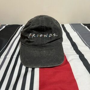 FRIENDS Black Cap